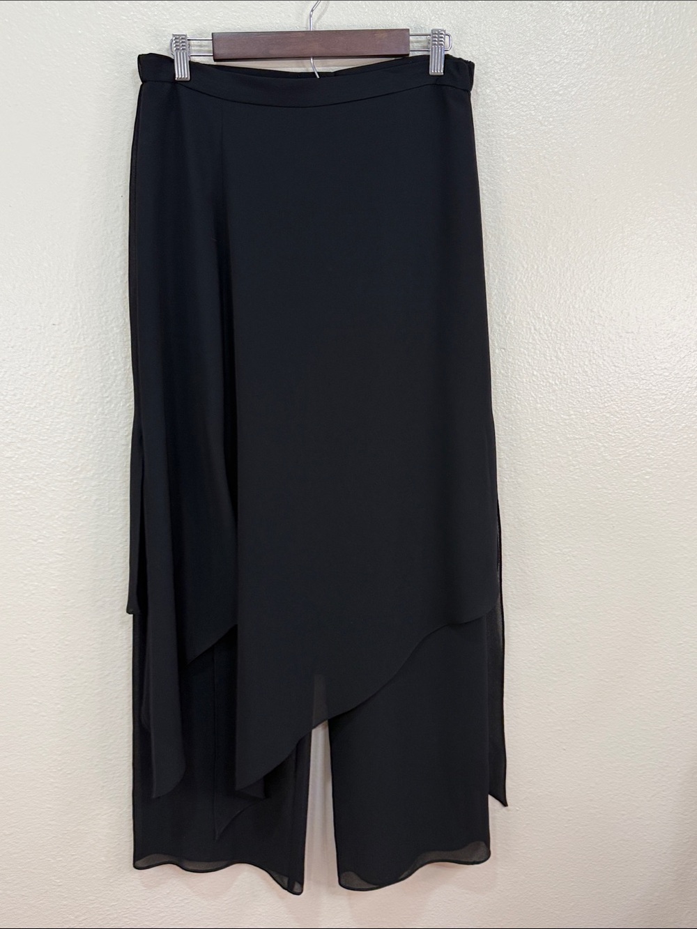 Jeffrey & Dara Evenings by TOM BARRA Black Chiffon with Skirt Overlay Pant 12